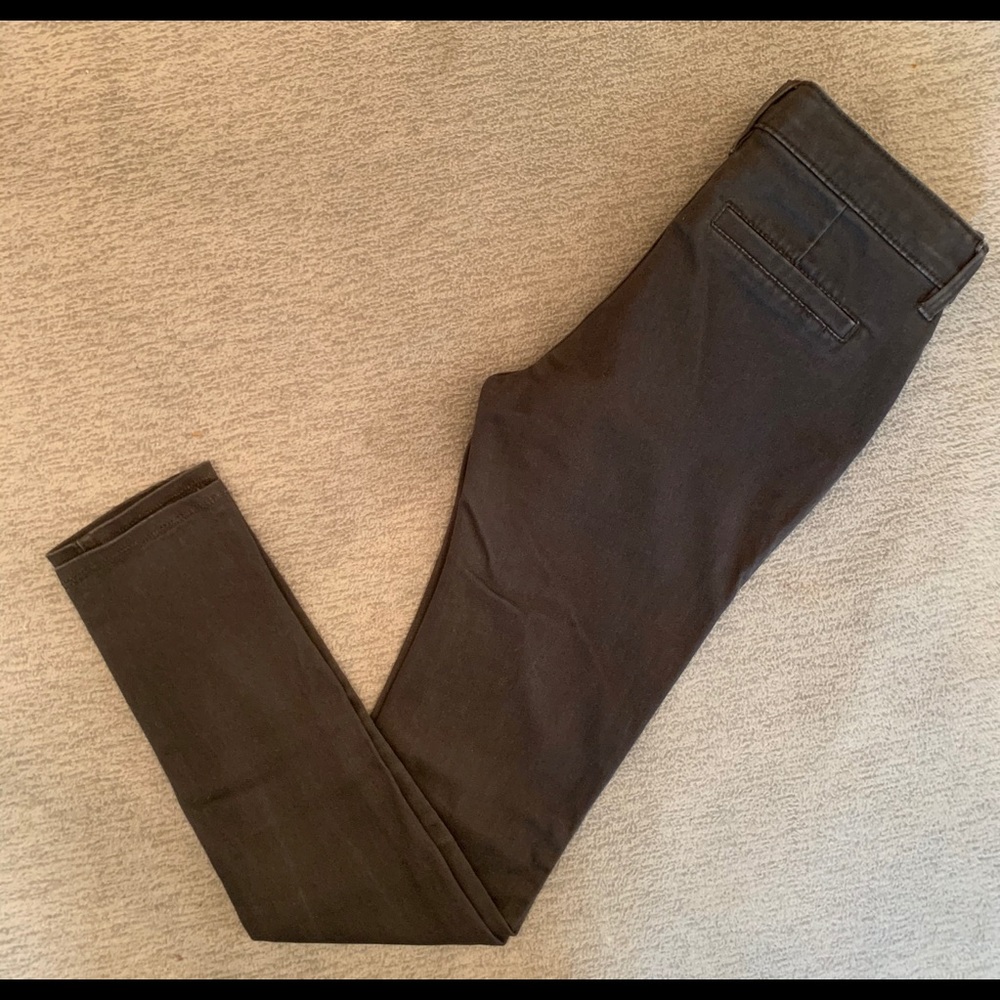 NWOT Old Navy gray jeggings.